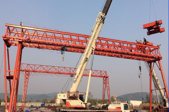 MG型提梁机安装现场 MG型提梁机安装现场