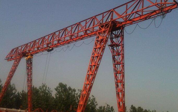 门式起重机的主要结构及作用