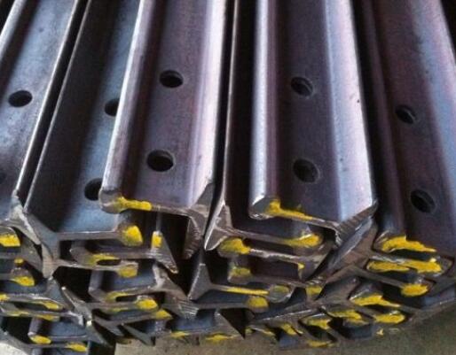 龙门吊轨道安装、龙门吊轨道接地装置