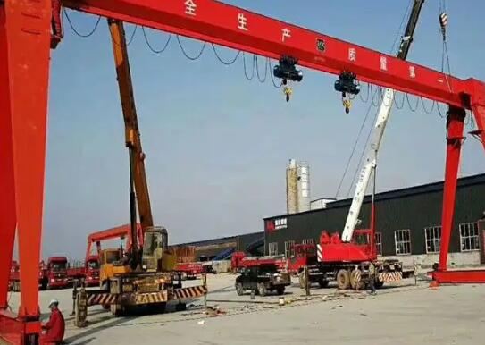 中小型门式起重机/拼装式龙门吊架三角固定支架