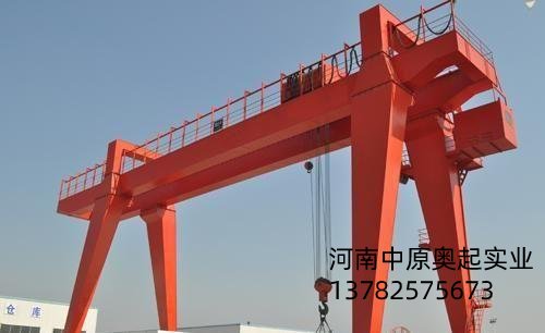 安裝门式起重机应注意什么?